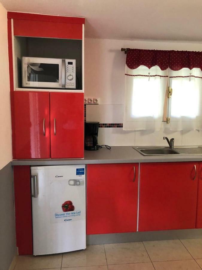 La Tourterelle De Neron Apartment Le Moule Luaran gambar